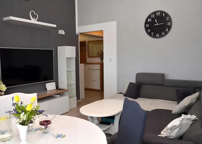 Diana アパート *